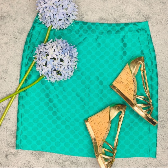 Banana Republic Dresses & Skirts - Banan Republic Green Polka Dot Pencil Skirt